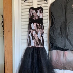 Ruby rox size small mermaid dress.